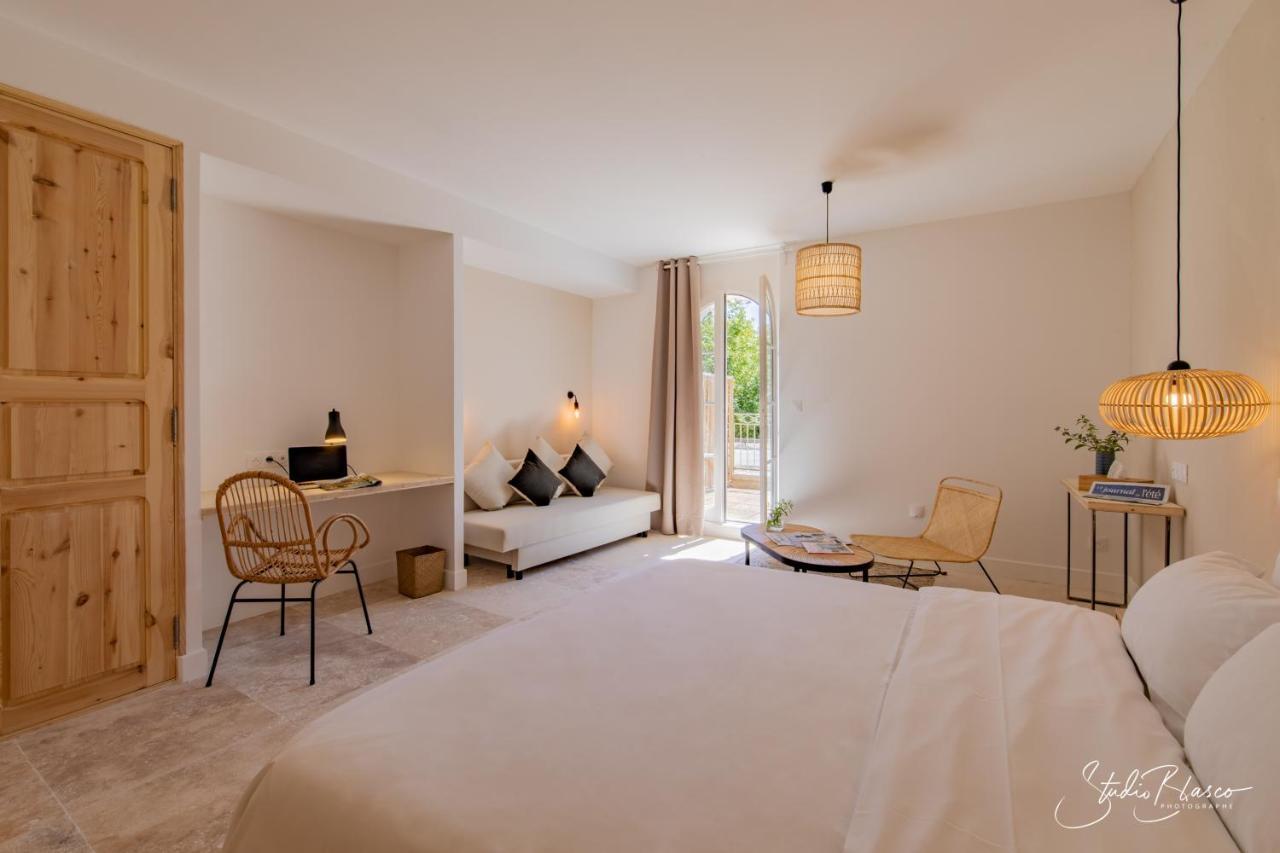 Moulin De La Roque Hotel Althen-des-Paluds Bagian luar foto