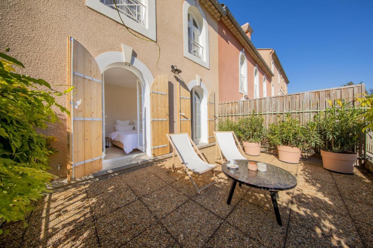 Moulin De La Roque Hotel Althen-des-Paluds Bagian luar foto