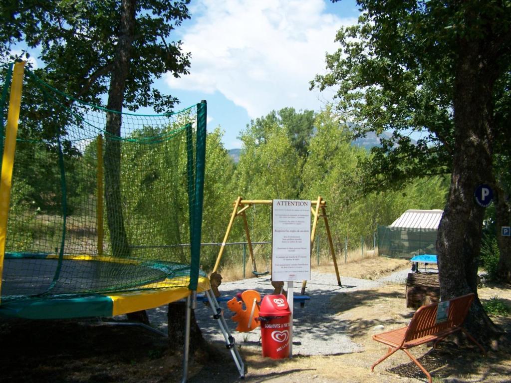 Moulin De La Roque Hotel Althen-des-Paluds Ruang foto