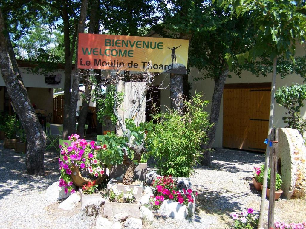 Moulin De La Roque Hotel Althen-des-Paluds Bagian luar foto