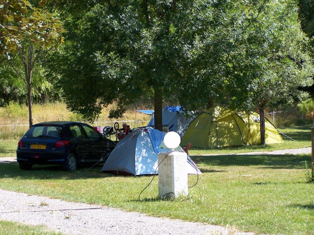Moulin De La Roque Hotel Althen-des-Paluds Bagian luar foto
